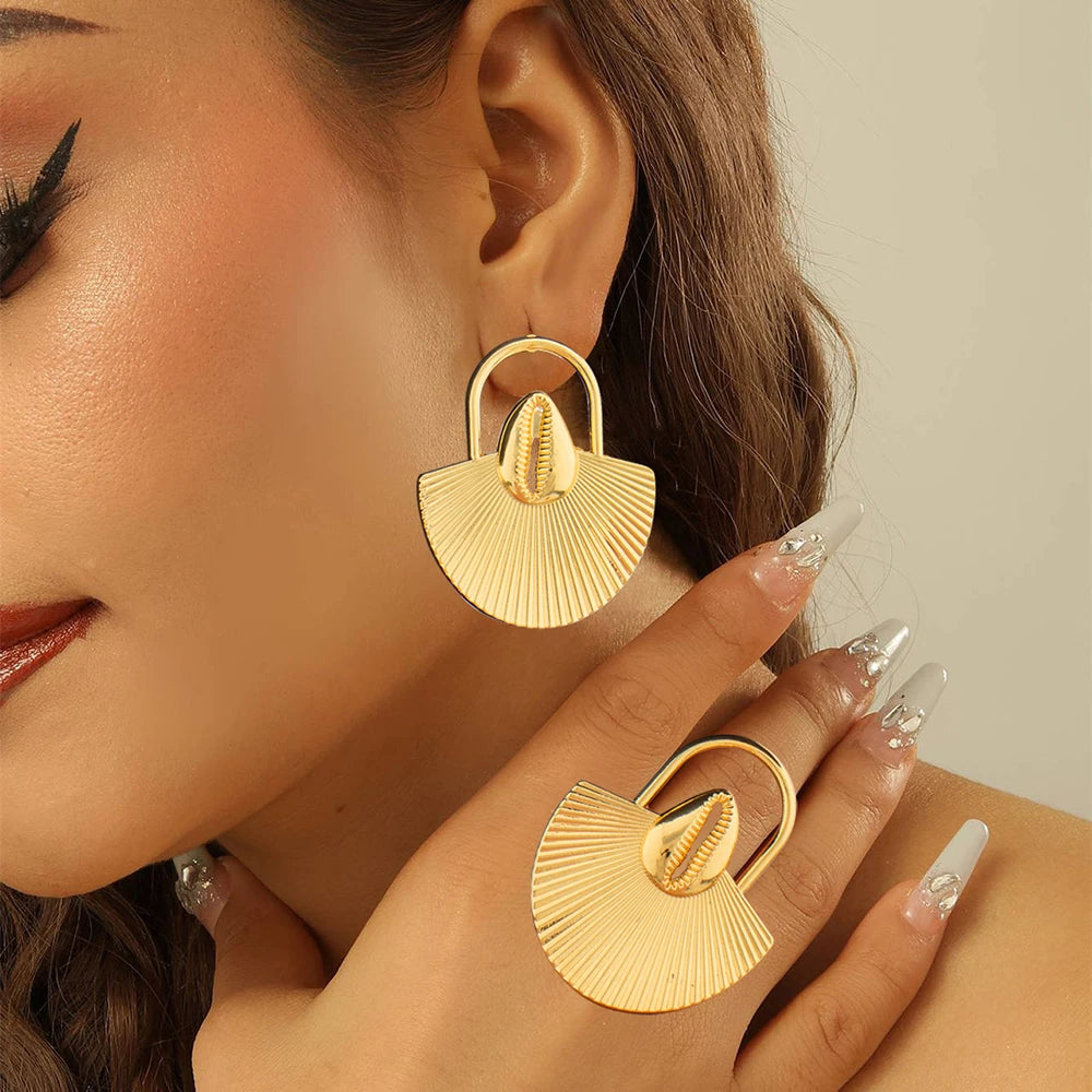 Ensemble Bijoux Africains Dubaï Plaqué Or 18K — Boucles d’Oreilles Clip & Bague Fleur YM