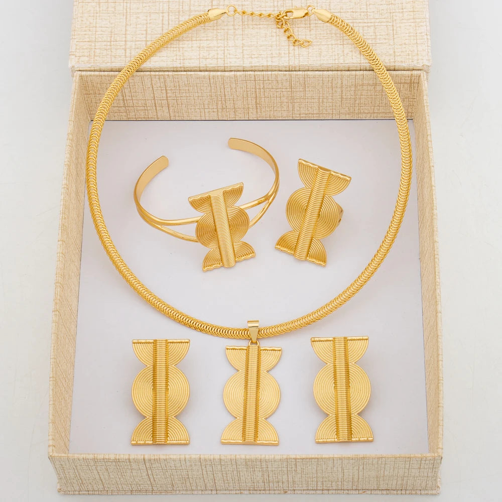 Parure Complète Dubaï – Collier, Bracelet, Boucles d'oreilles & Bague Or 18K