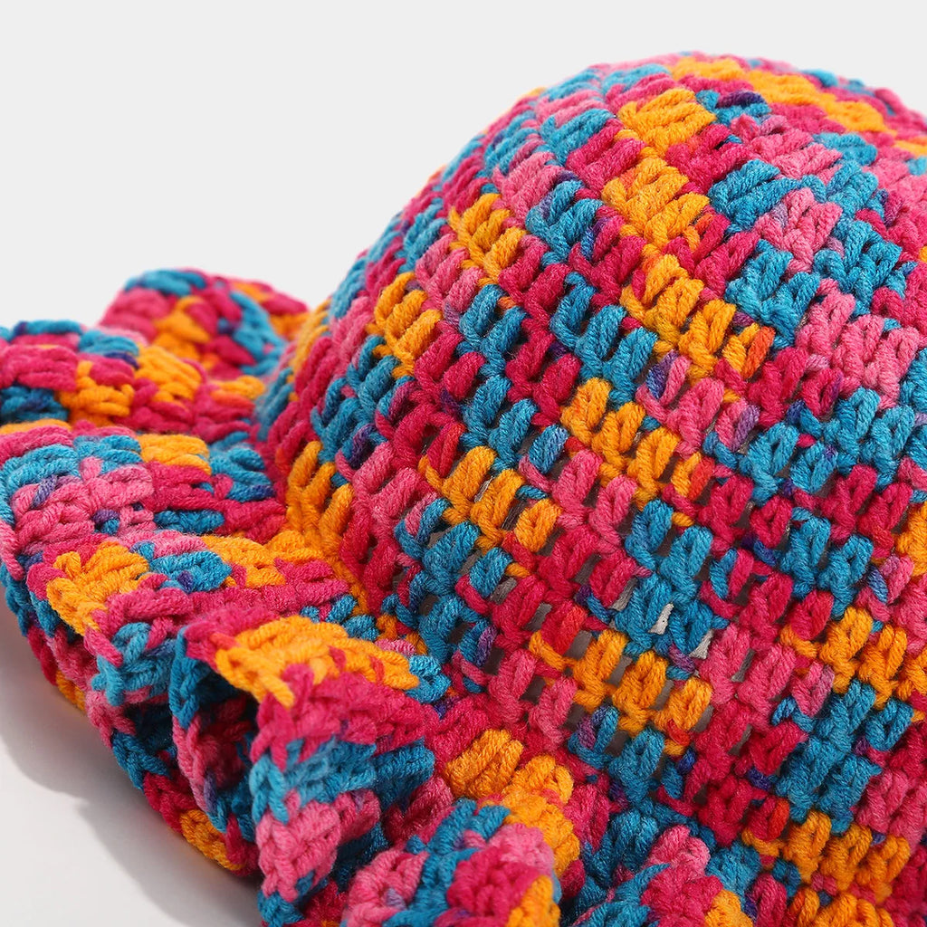 Bob Tricoté Crochet Main — Volants Colorés Tendance Chaud Luxe Artisanal Femme Hiver | CALURIRI