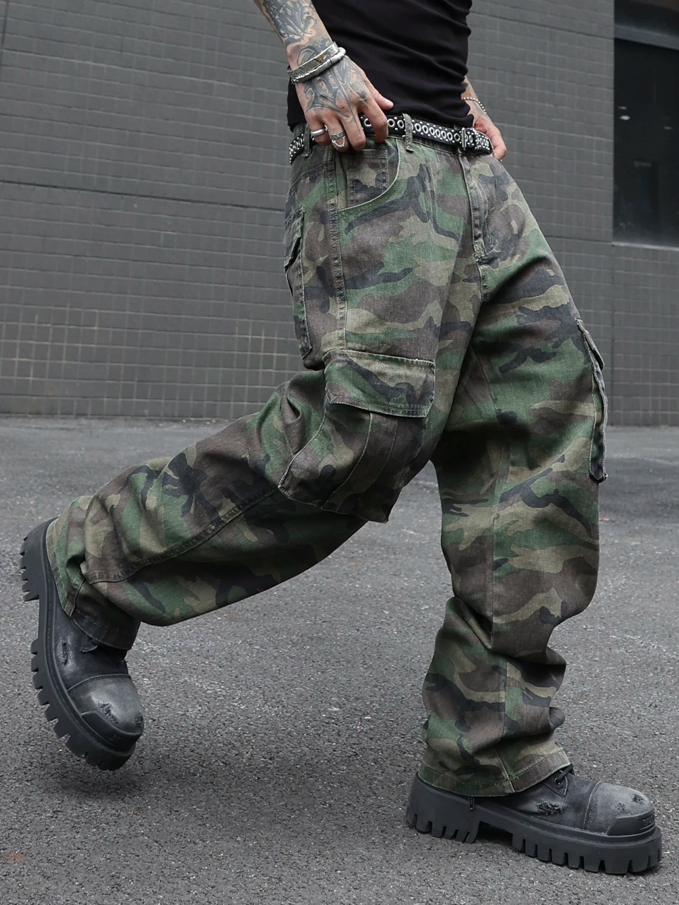 Jean Cargo Camouflage Vert Armée Multi-Poches — Coupe Ample Style Militaire Streetwear Homme