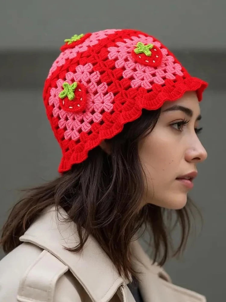 Chapeau Pêcheur Fraise Crocheté à la Main – Bob Kawaii à Volants Style Bohème | Femme