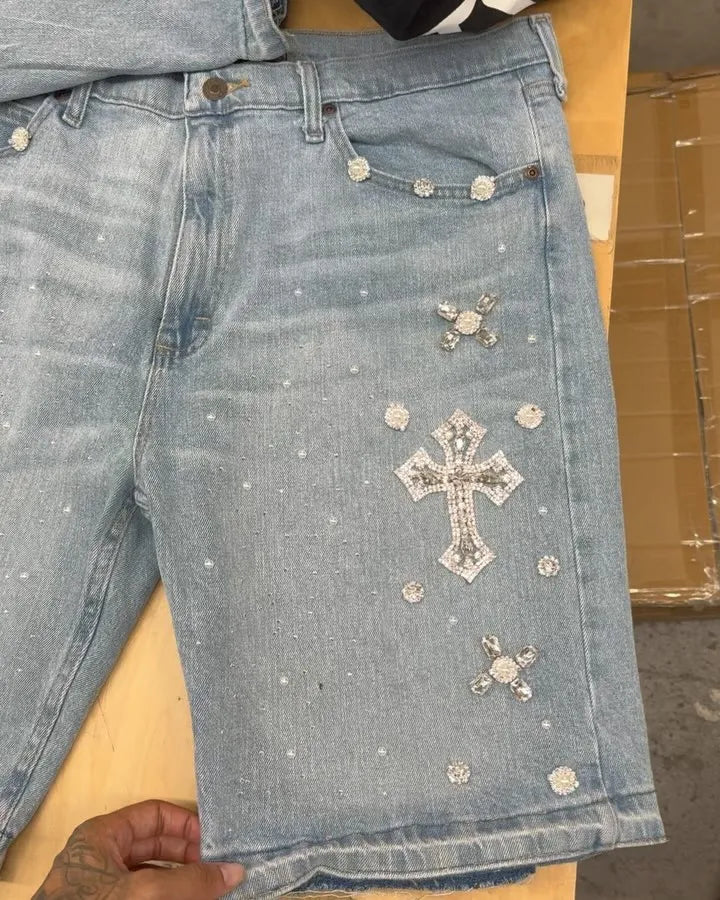 Short Denim Y2K Gothique – Broderie Croix Diamant & Strass Streetwear Hip-Hop | Unisexe