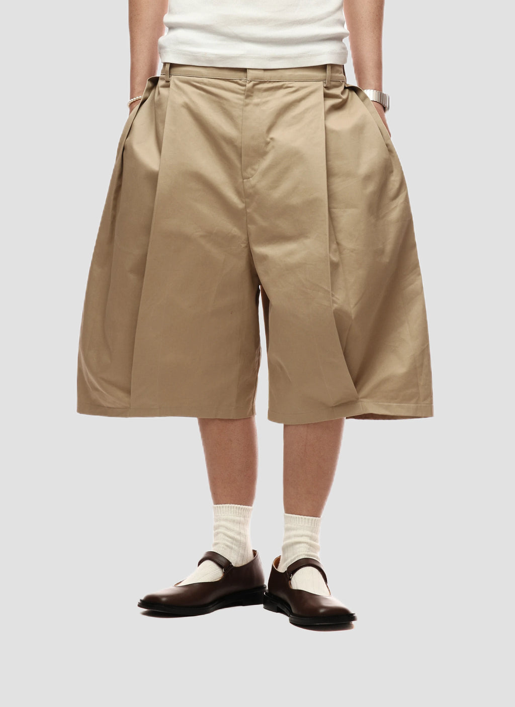 Short Baggy Kaki Luxe — Jambes Larges, Taille Élastique, Style Designer | Mauroicardi