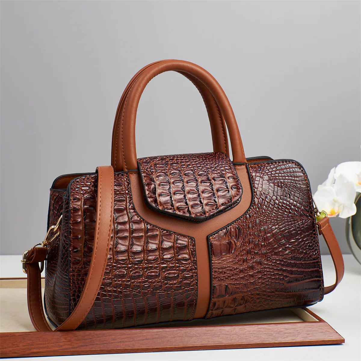 Sac Carré Motif Crocodile Grande Capacité — Tote Minimaliste Urbain PU Luxe