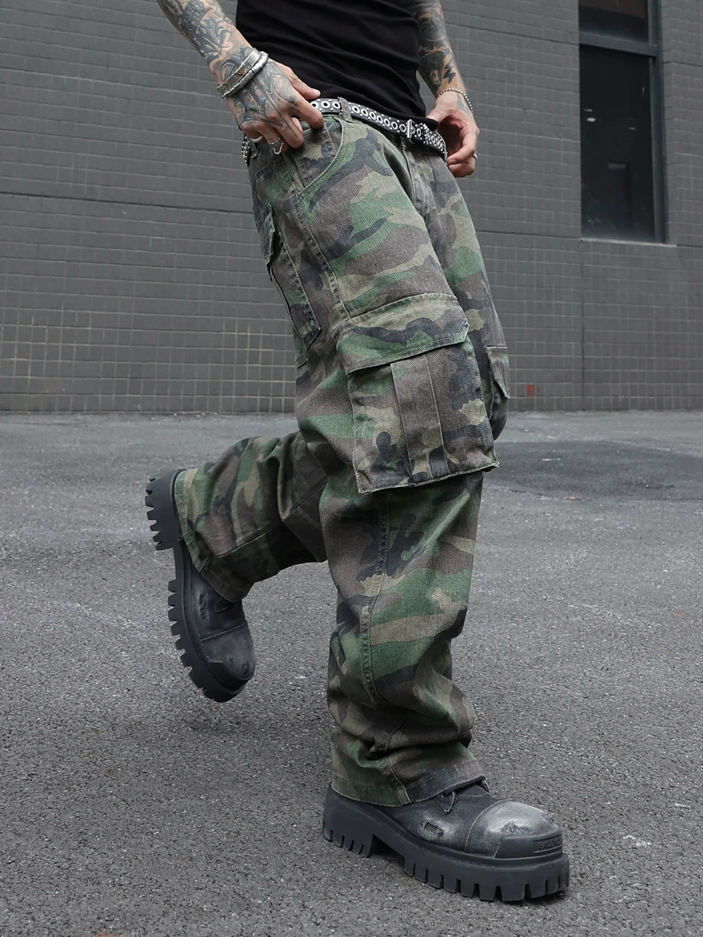 Jean Cargo Camouflage Vert Armée Multi-Poches — Coupe Ample Style Militaire Streetwear Homme
