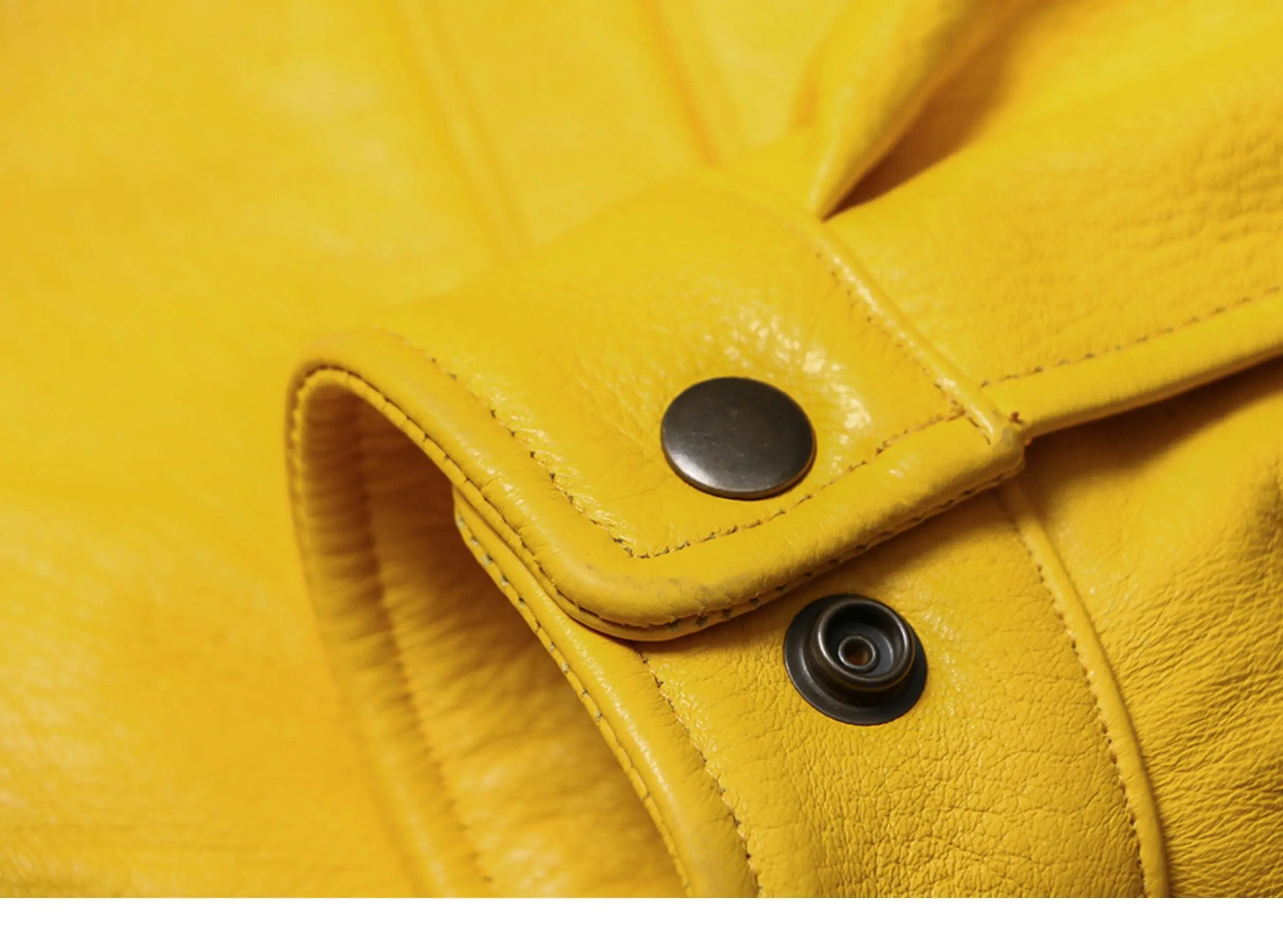 Veste Courte Simili Cuir Homme — Col Rabattu, Fermeture Éclair, Style Luxe | Mauroicardi 2025