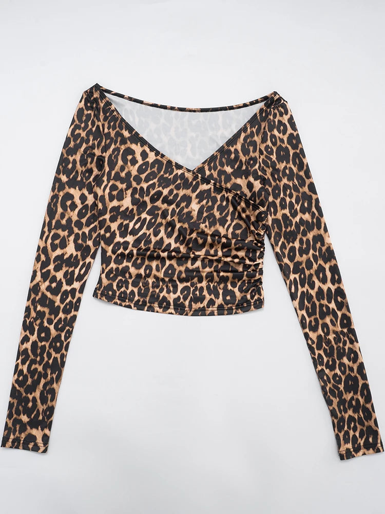 Ensemble 2 Pièces Imprimé Léopard — Crop Top Col V Froncé + Legging Taille Haute Sexy | WEIRD PUSS