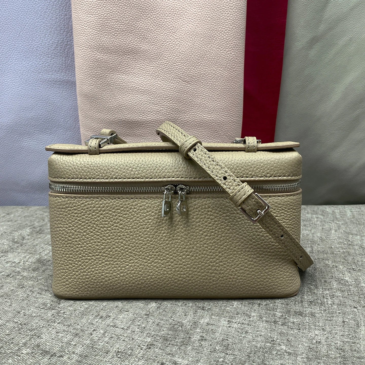 Mini Sac Bandoulière LP19 en Cuir Véritable — Pochette Compacte Luxe Femme