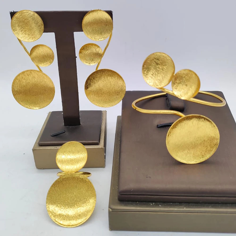 Parure Dorée Dubaï – Boucles d'oreilles & Bague Plaquées Or 18K