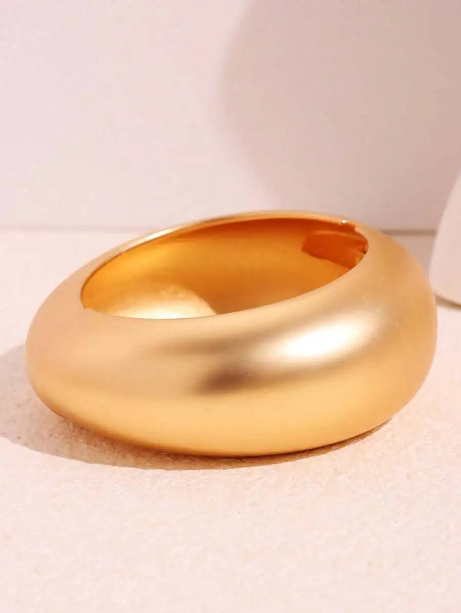 Bracelet Manchette Ouverte Vintage — Métal Lourd, Vague Irrégulière, Ton Or | HuanZhi