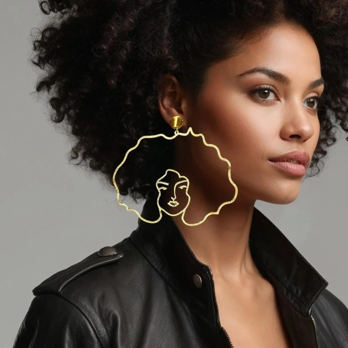 Boucles d’Oreilles Afro Surdimensionnées Plaqué Or 18K — Personnalisables Prénom Acier Inoxydable